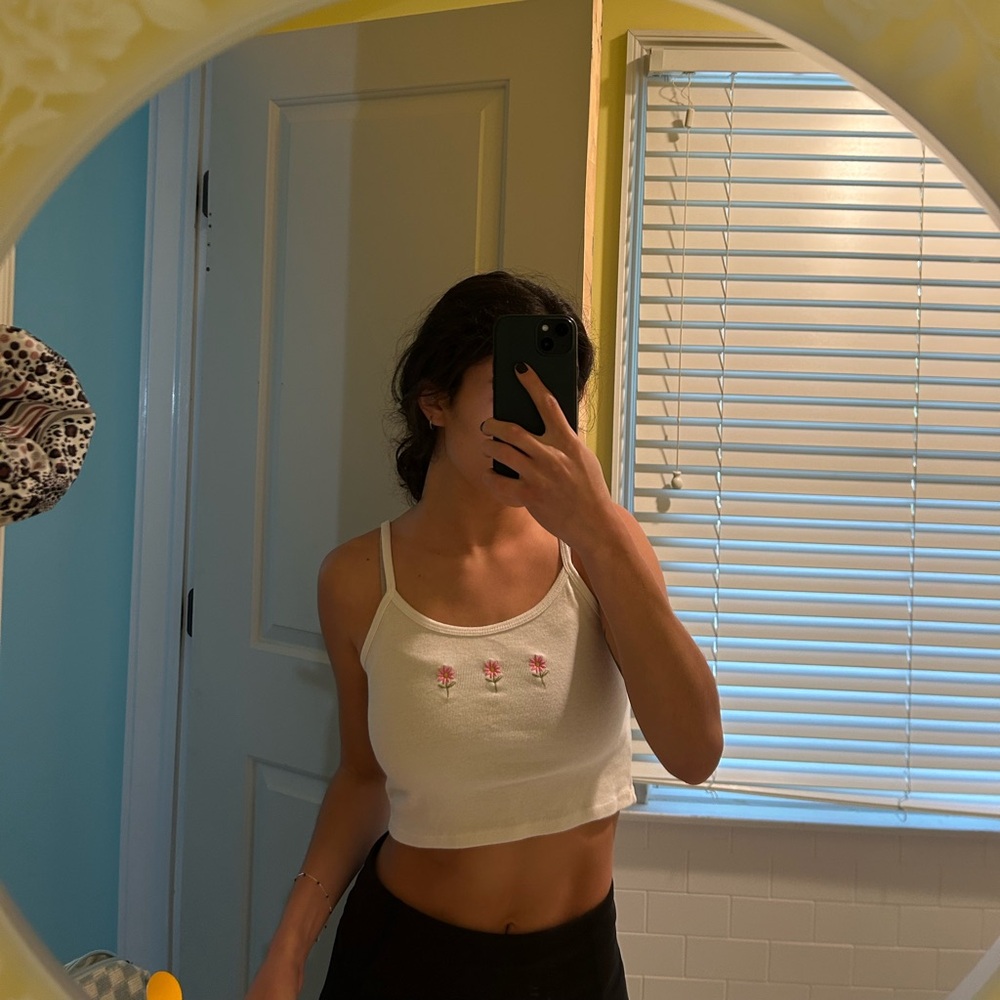 Brandy Melville White Floral Embroidered Crop Top